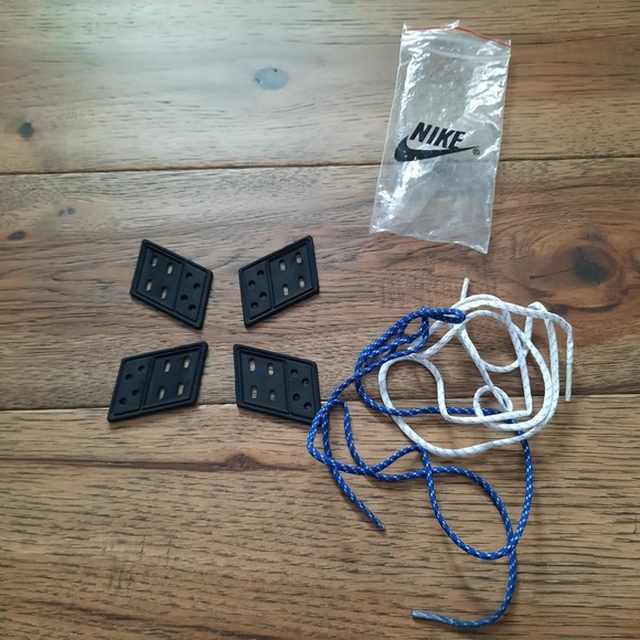 Nike Air Huarache Running Shoes - Picture 4 of 15